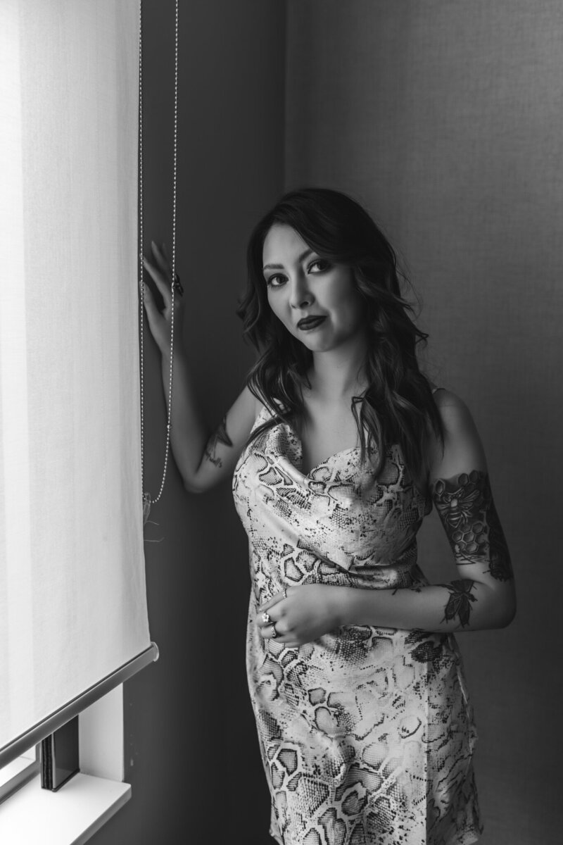 Kat Nguyen Photo is a  lifestyle and boudoir photographer based out of Omaha, Nebraska. We specialize in intentional and authentic portrait photography that tells your true story.