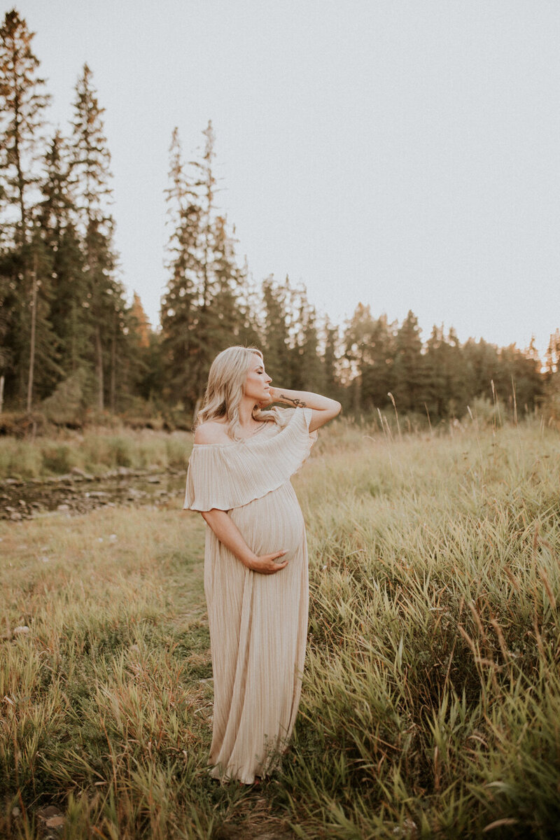 red-deer-central-alberta-newborn-maternity-photographer-29