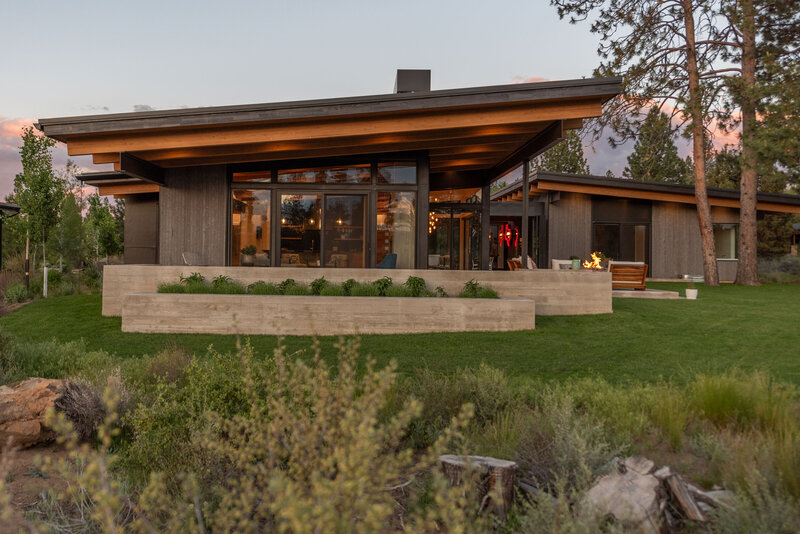 modern-mountain-house-concrete-planter-shed-roof