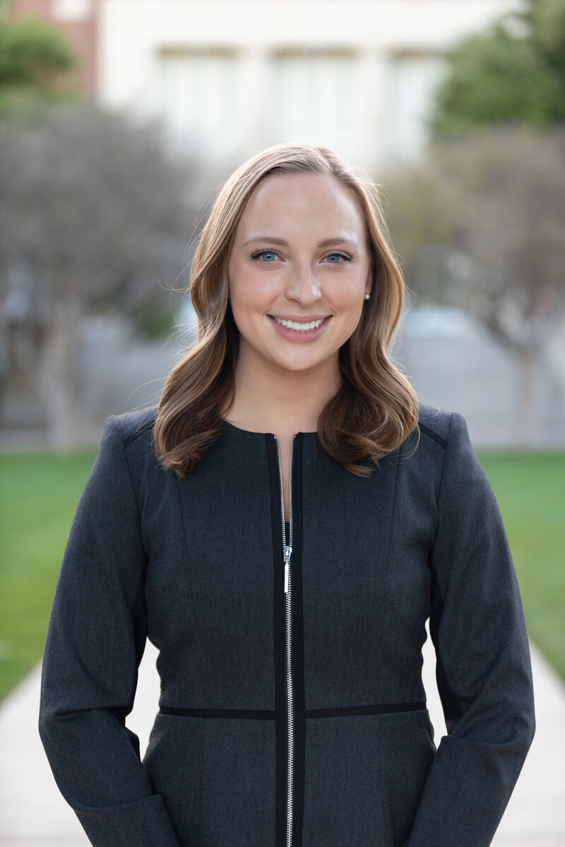 headshot of dentist Dr. Carlyn Malenfant