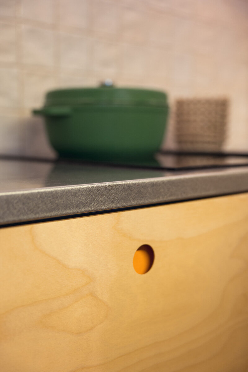 Pyw Roud Plywood kitchen furniture lino forbo
