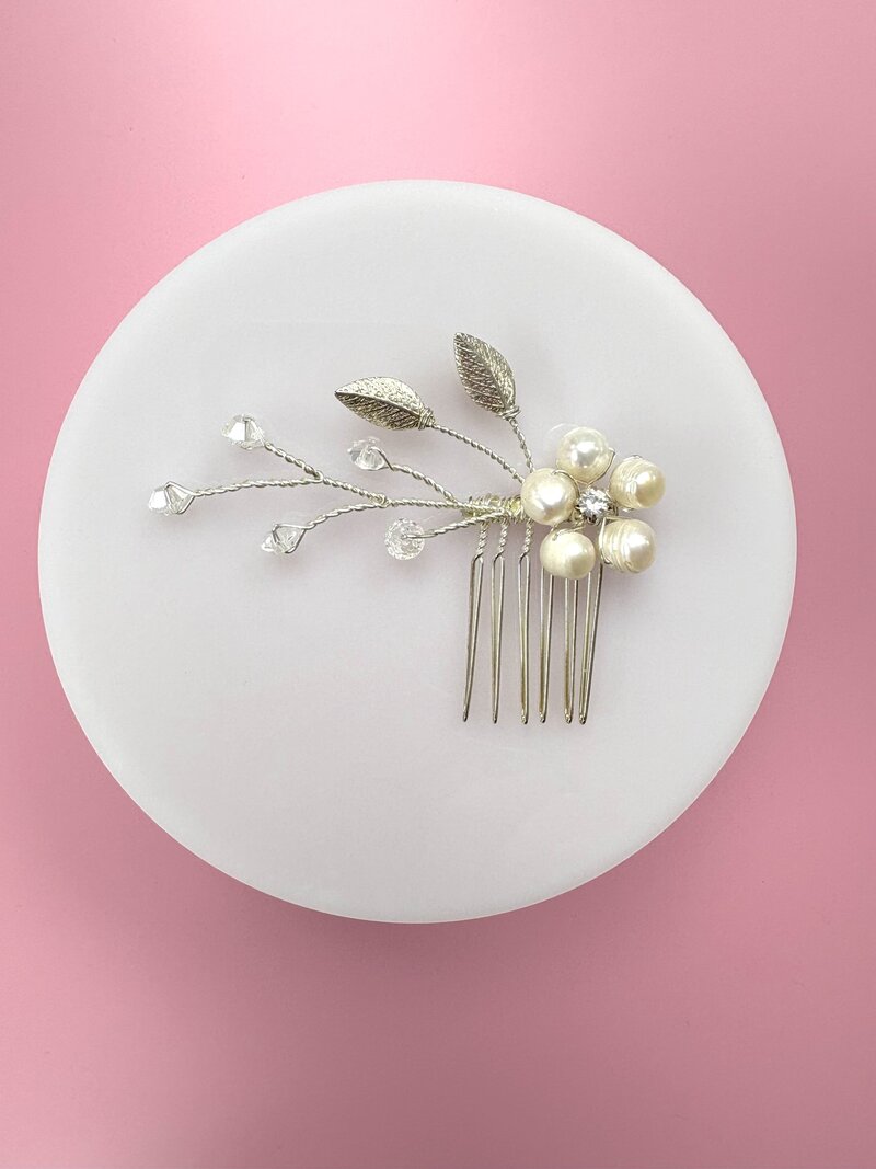 Grace Pearl & Rhinestone Floral Comb