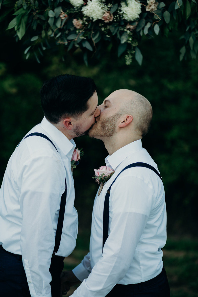 Corey-Keith-Kansas City-Wedding-Light Burst Photography-14