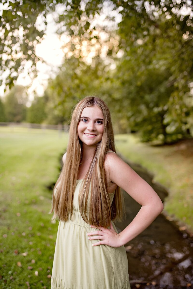 smiling-senior-girl-in-summer