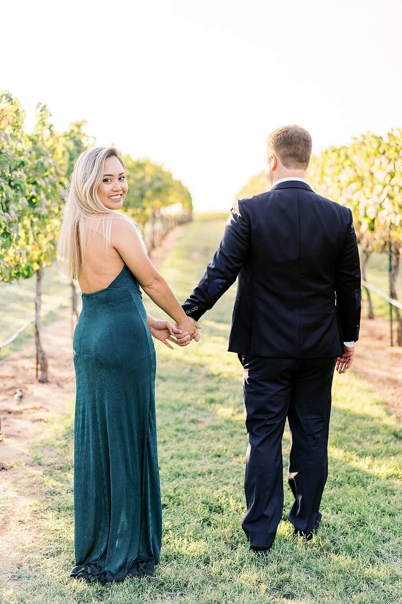 Texas-Hill-Country-Vineyard-Engagement-Portrait-Session-Alicia-Yarrish-Photography_0081