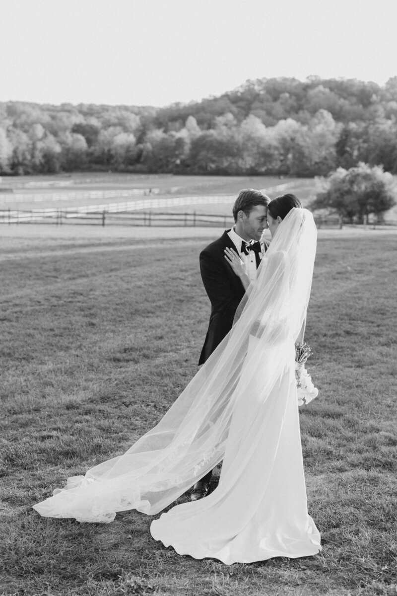 101224.JEN.MIKE.WEDDING.PREVIEW-101