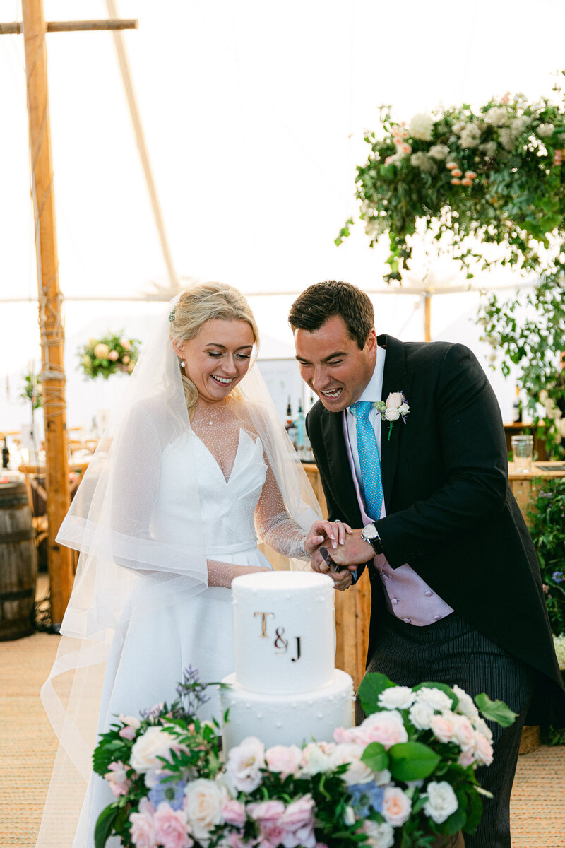 Private-Estate-Wedding-Cotswolds-Photographer-46