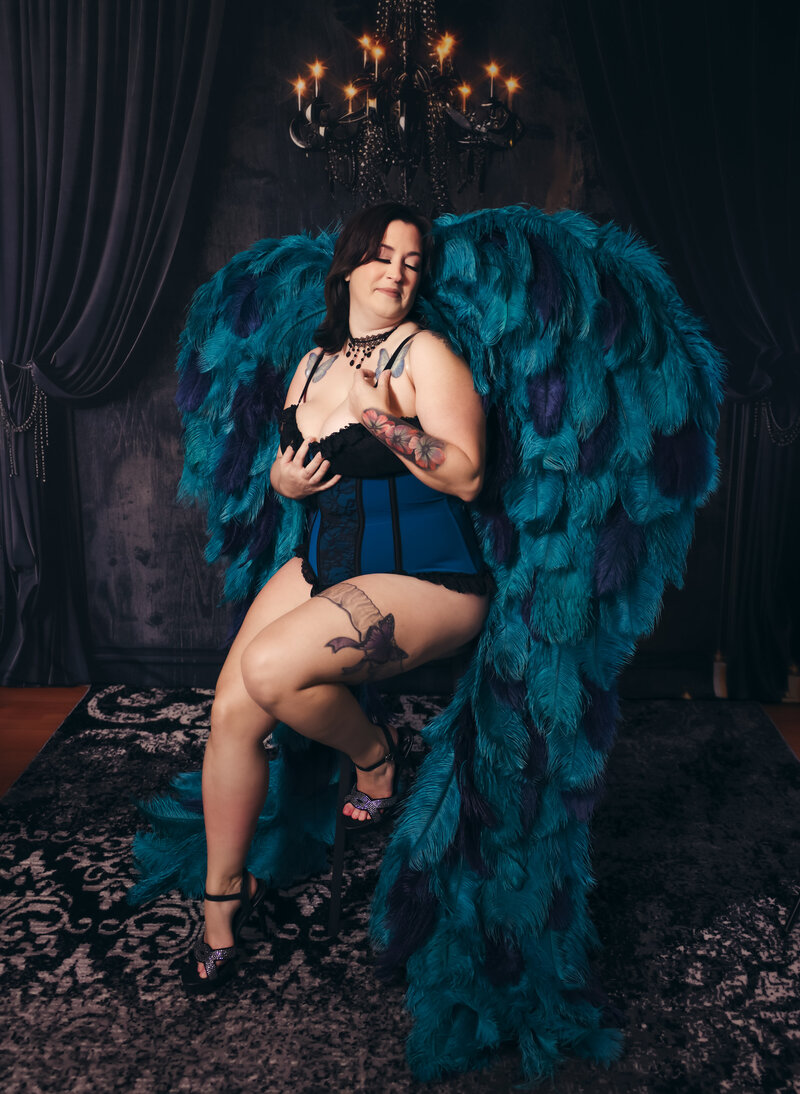 savannah-boudoir-angel-wings-corset-03