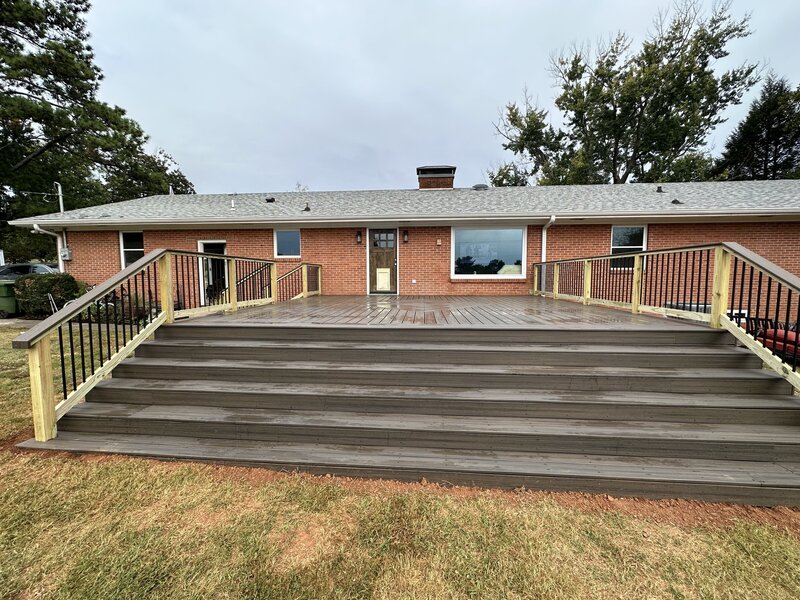 custom composite deck in knoxville