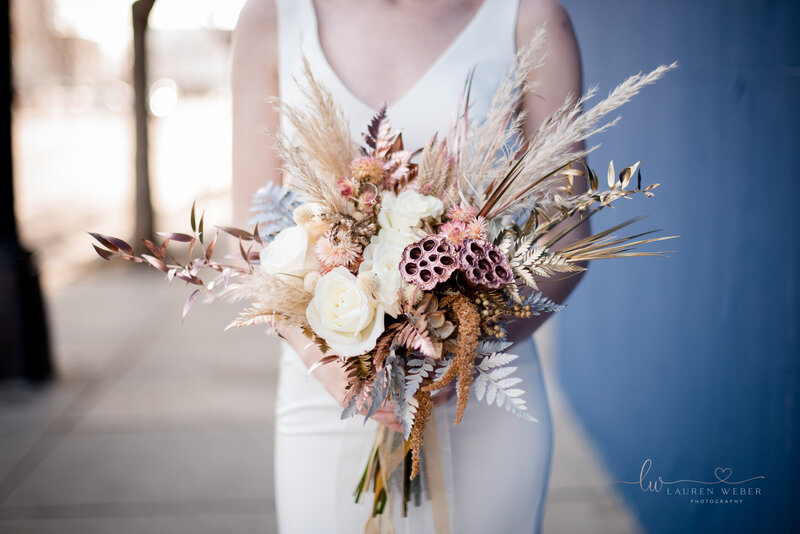Wedding-Bouquet-Metallic-Florals