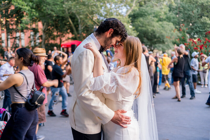 Modern Jewish Elopement Wedding Photography in Chicago and LA by Eliana Melmed Photography