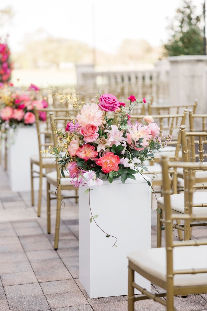 Ceremony site at the country club of Orlando by Orlando wedding photographer