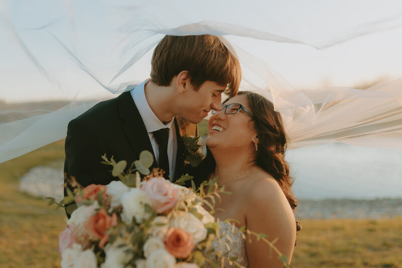 Jessica Frigge Photography is a Waukesha Wisconsin Micro Wedding Photographer