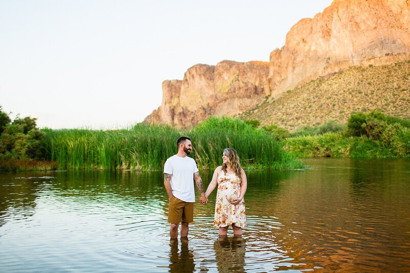 2307_Salt River Maternity Session_0009