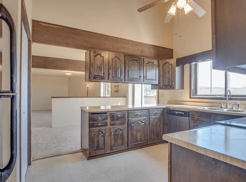 Ridgeview-Before-Kitchen-3
