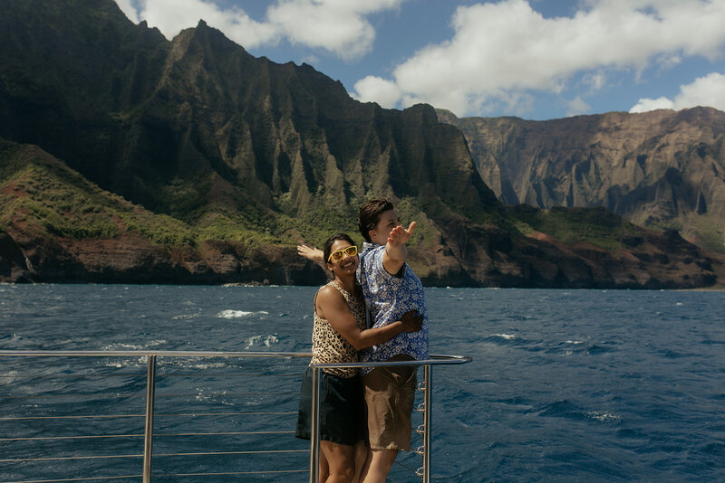 Top places to elope in the Hawaii including Napali Coast