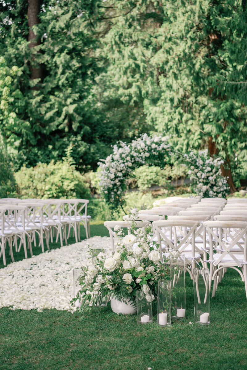 White-and-Green-Chateau-Lill-Wedding-Flora-Nova-Design-Seattle-00036
