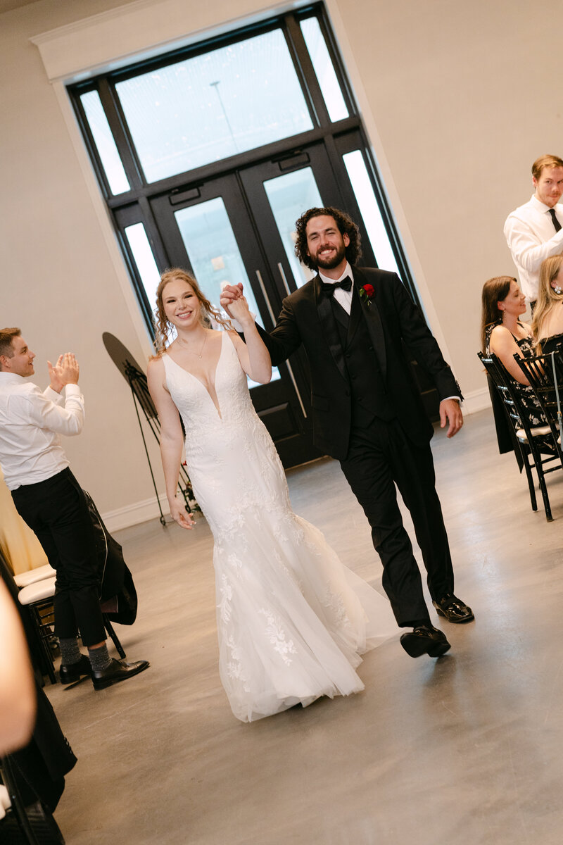 C&J_WED-507