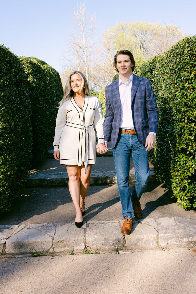 A wedding engagement photo session in Dallas Texas