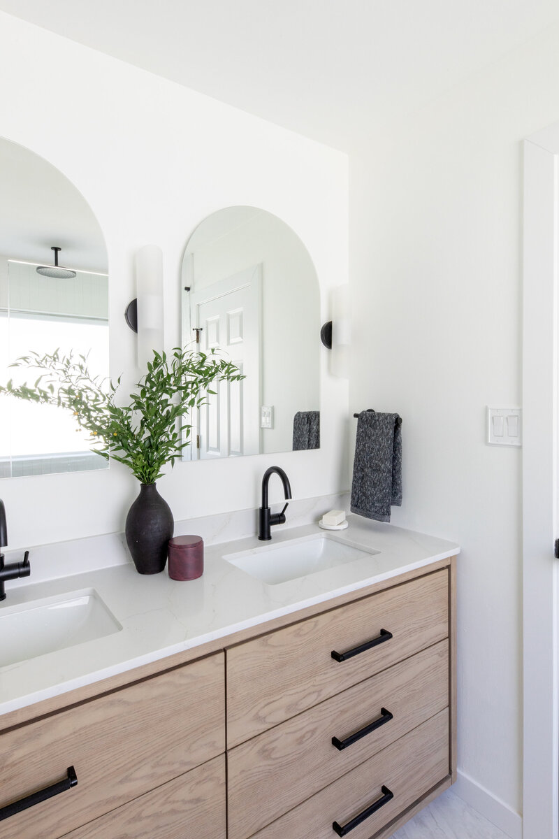 HandyMoCo_Sycamore_Meadows_Bath_Remodel_20241011_83