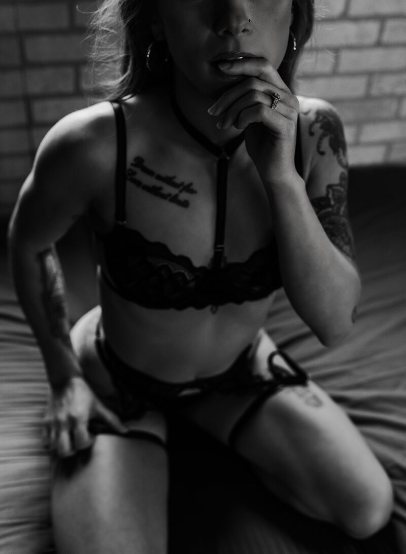 boudoirsessionmichigan-KearstynMeyers-137