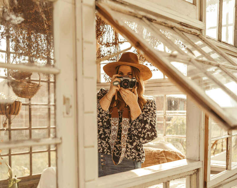 The joy and beauty of Gillian's favorite photography session in Dallas, TX. Each moment is a celebration of happiness against a stunning natural backdrop, with everyone dressed in gorgeous outfits.