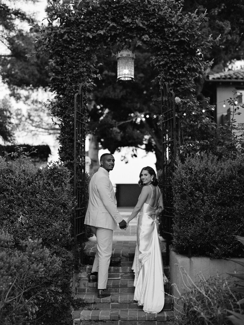 Brady Bates - The Paramour Estate-36