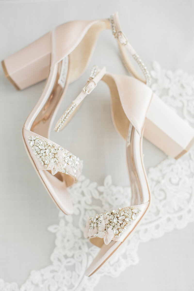 A Mississippi Delta Wedding | bridal shoes