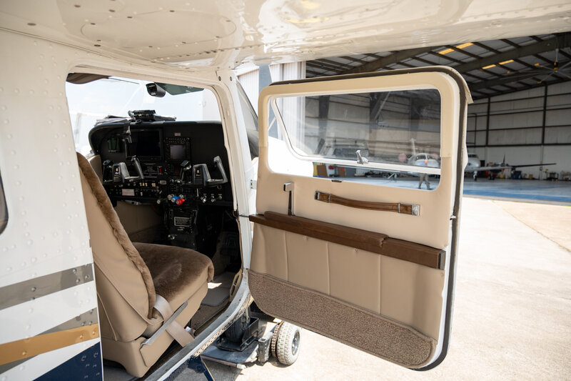 houston texas cessna 210 aviation interior refurbishment0031