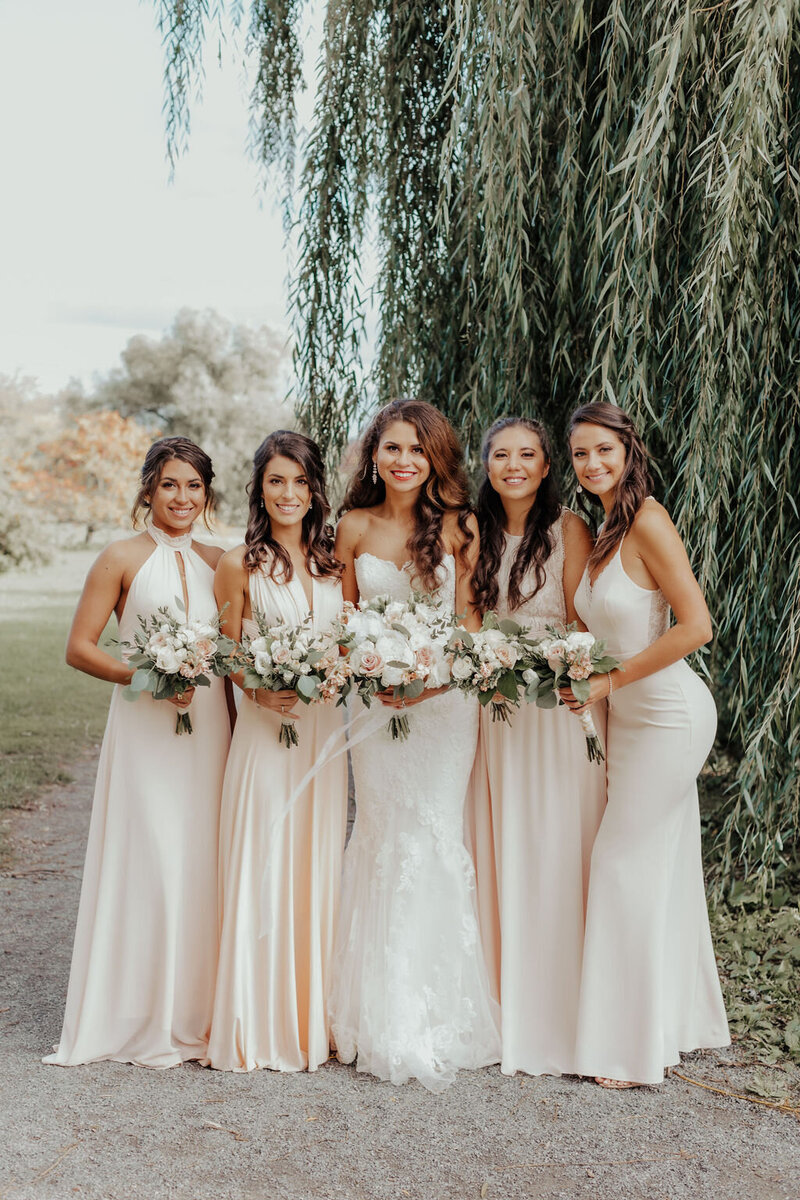 Bride and Bridesmaids in PInk