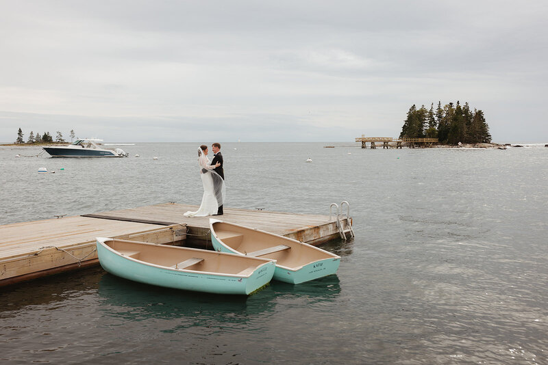 Caroline+Sam-Newagen-Maine-Wedding-00046