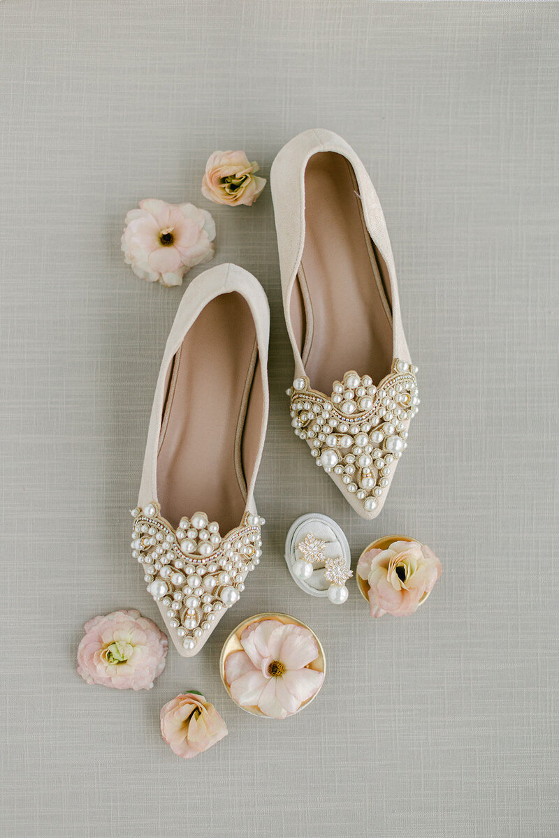 Mocha linen mat styled with brown and neutral wedding paper goods