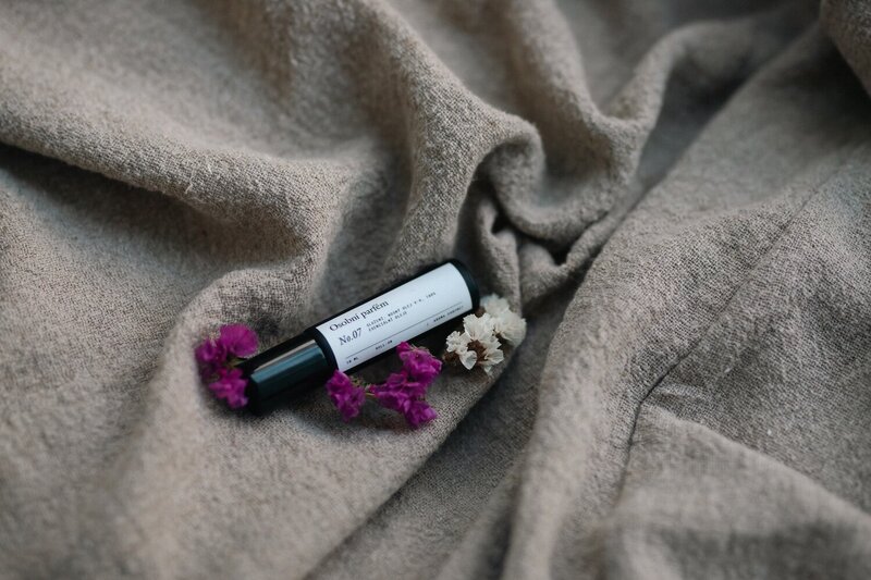 aroma-cabinet-roll-on-osobni-parfem