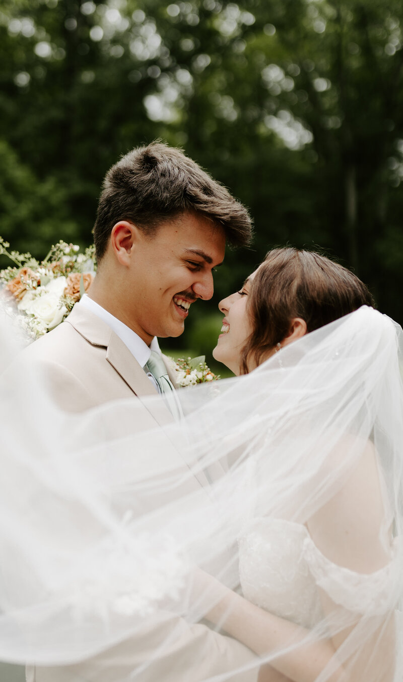Newlyweds Portrait | Morgan Baker Photo Co