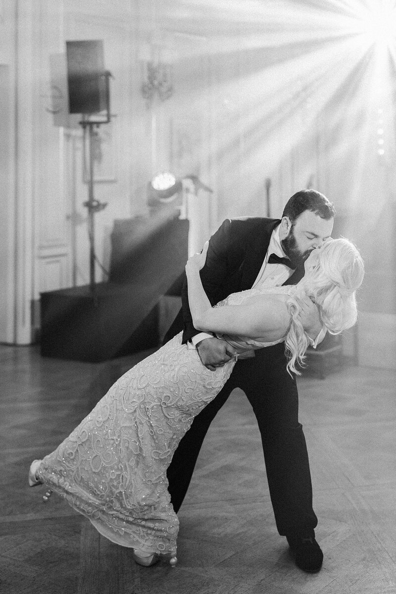 first dance of the bride and groom at the ritz paris