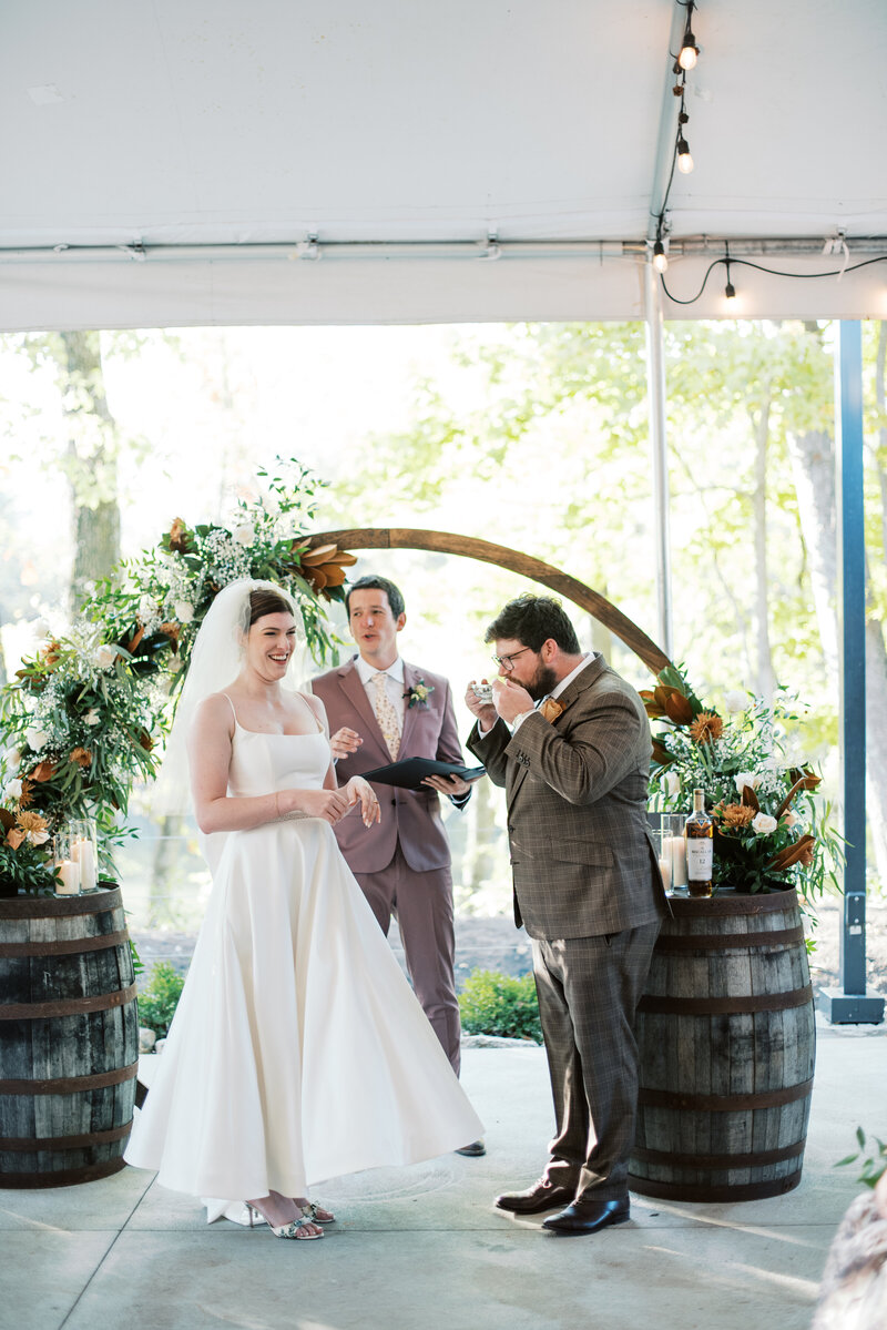 sarah-elizabeth-studio-ohio-wedding-photographer-the-landing-cummins-wedding-friday-ceremony-119