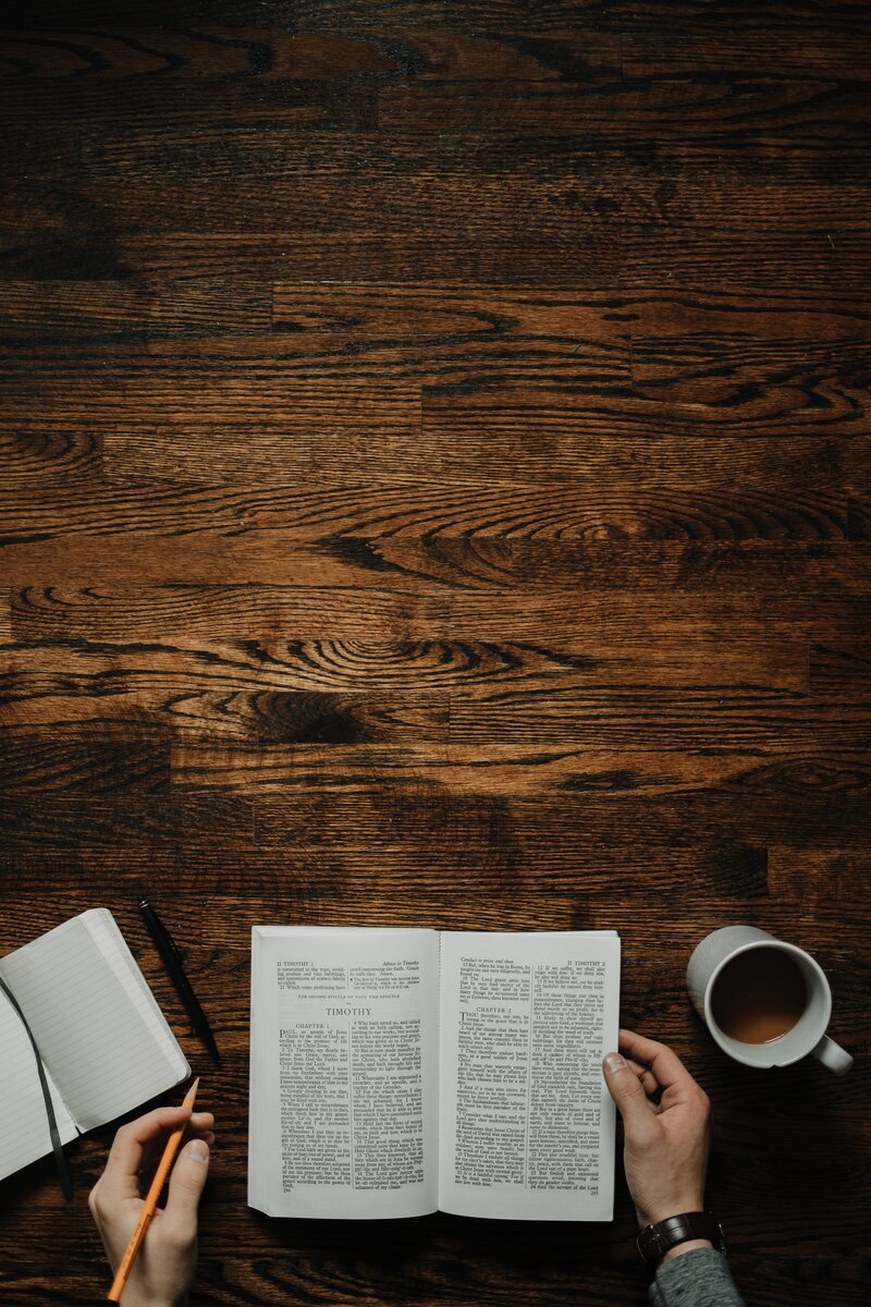 andrik-langfield-1-YQiOijio8-unsplash