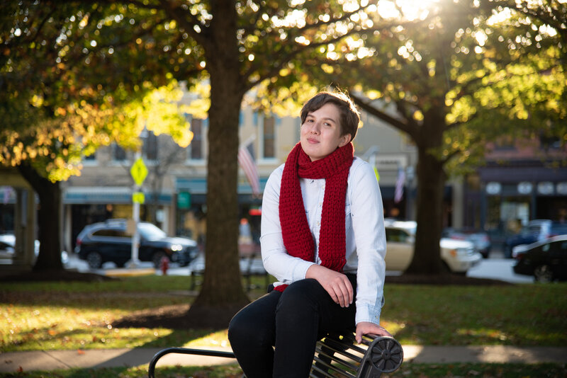 MedinaSquareMedinaOhioSeniorPhotosPositivelyPortraits8