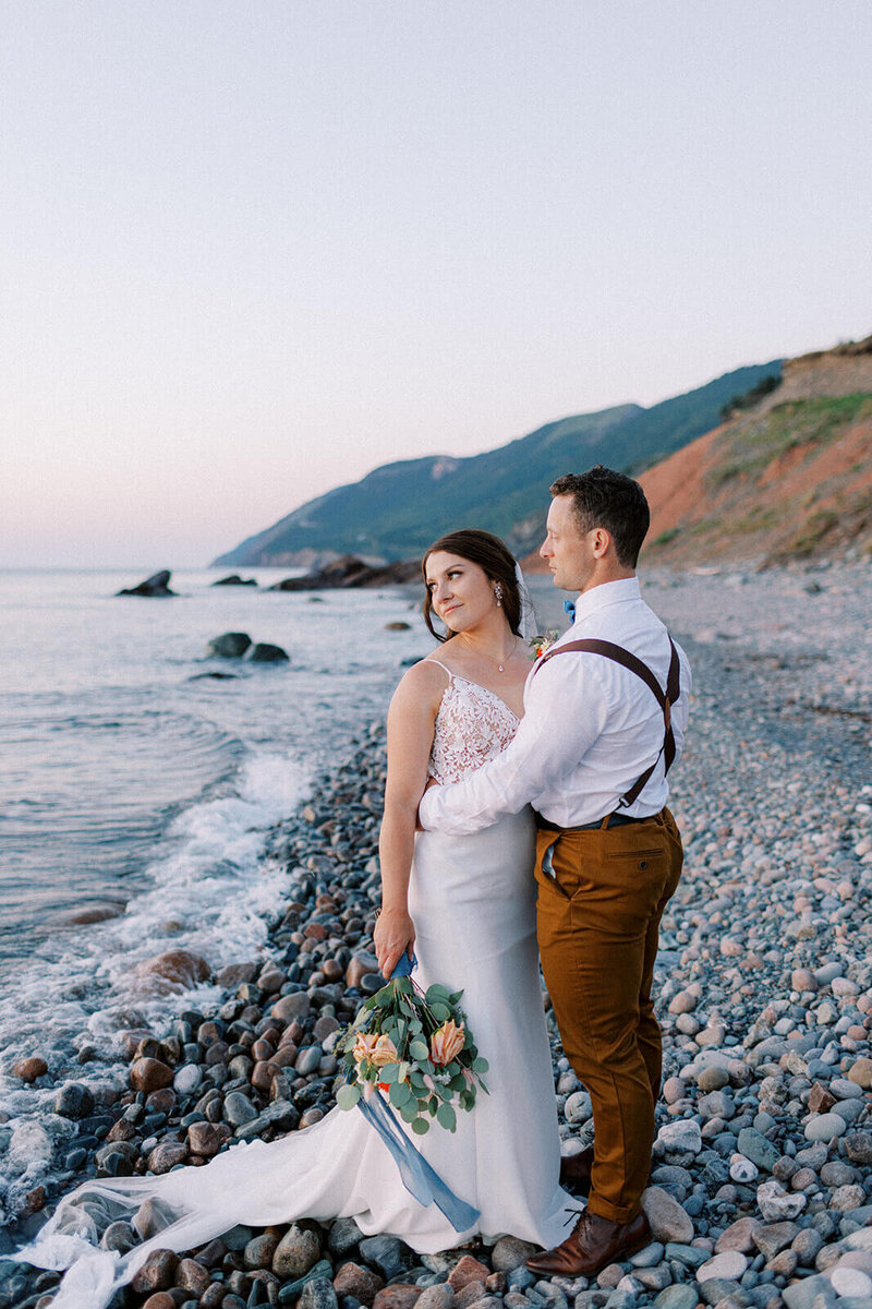 groom-and-bride-beach