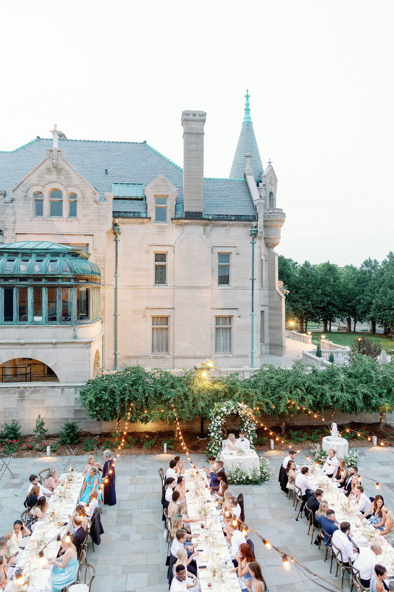 Outdoor wedding luxury design at wedding planned by wedding planners minneapolis american swedish institute