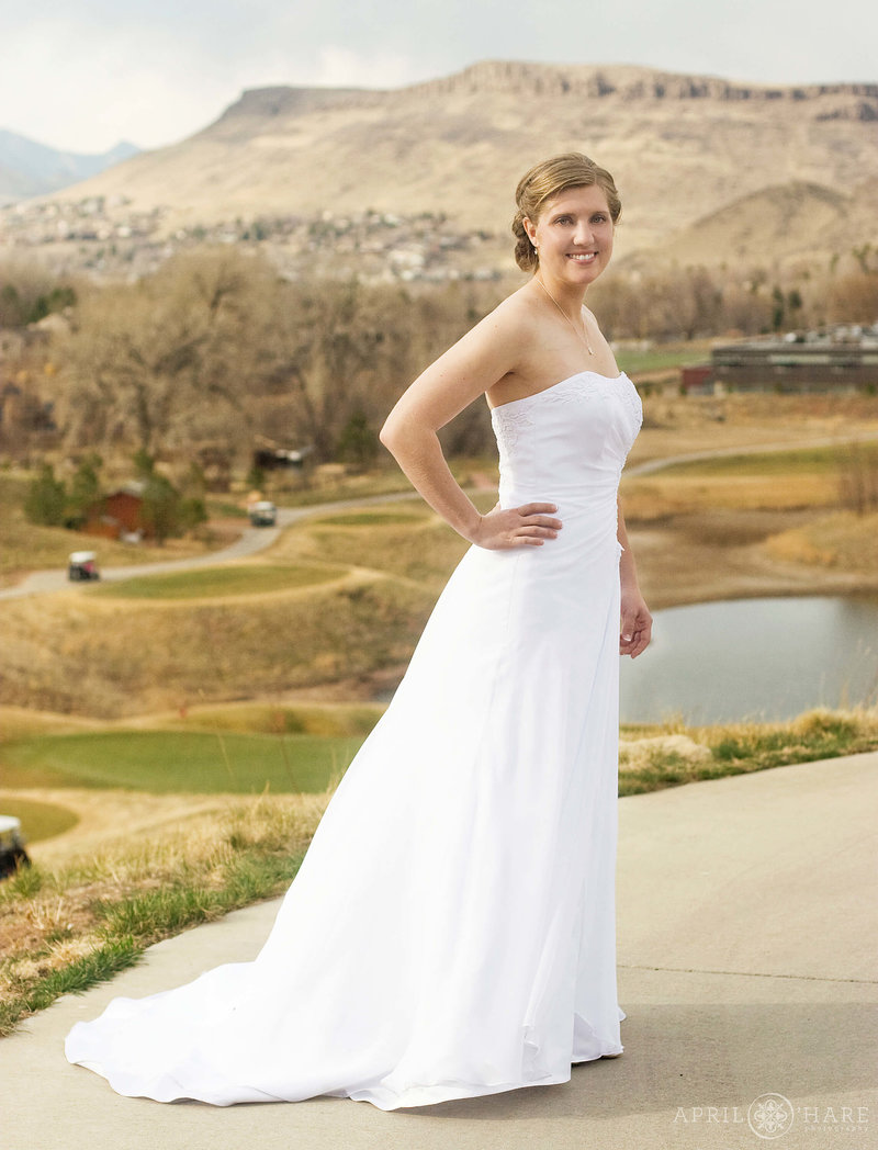 Bride-Portrait-Fossil-Trace-Golf-Course-Wedding-Venue-in-Golden-Colorado