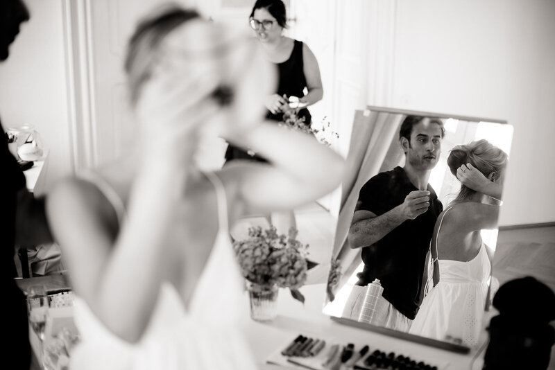 Getting Ready Fotograf Foto Dreamwedding Brautkleid Brautstyling Hochzeit AT9A7020