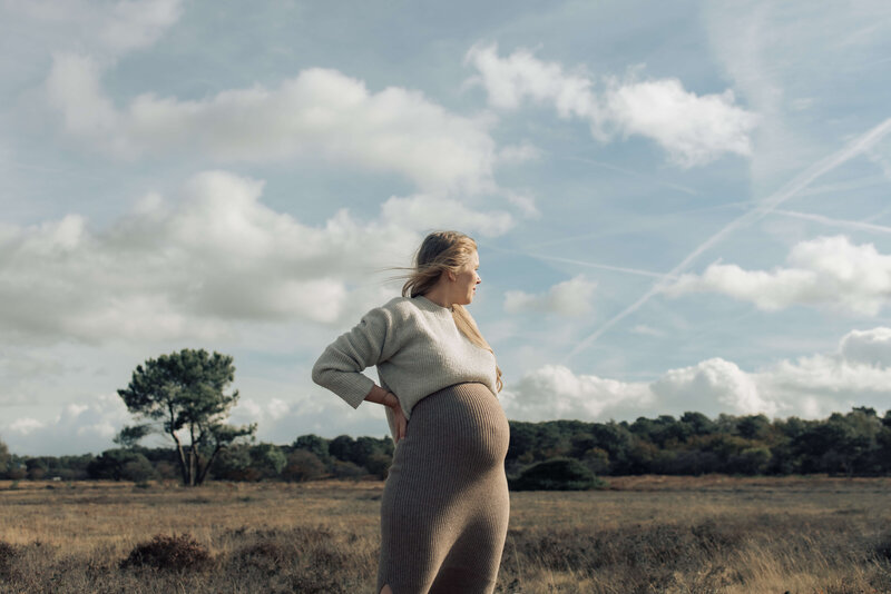 fotograafre zwangerschap zwangerschapsshoot  fotograaf limburg echt susteren roermond sittard 