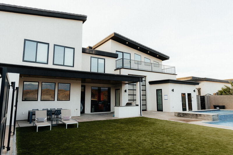 Beezah_FrankiesPlace_ALL-65