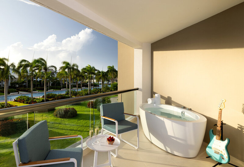 HRHPC - Caribbean Suite Balcony