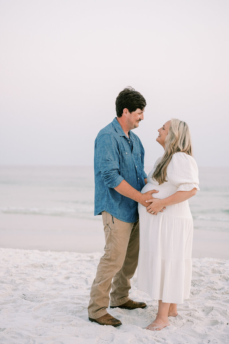 30A-maternity-pictures-beach-35