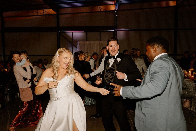 kelsey-kohl-wedding-preview-taylorraephotofilm-193