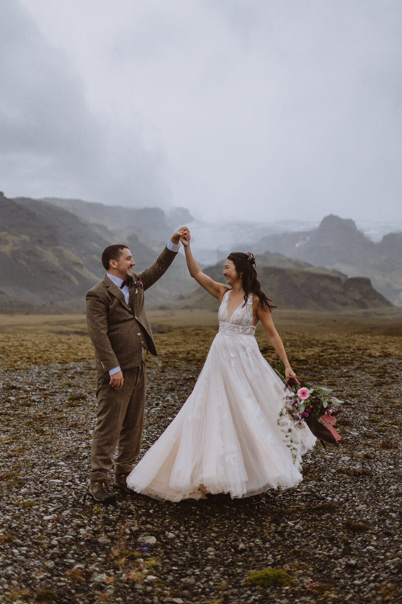 Bride spinning