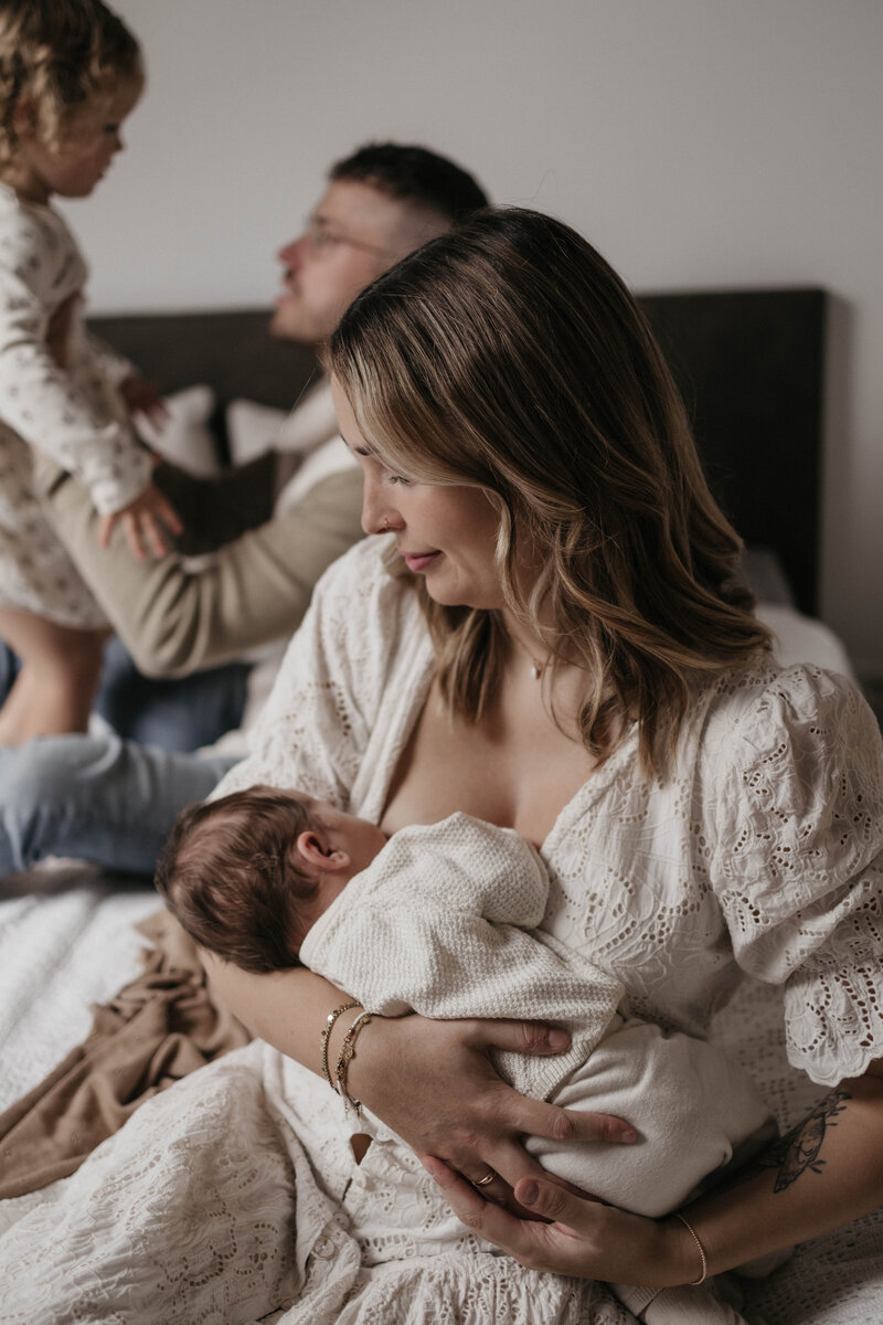 fotograaf-venray-lifestyleshoot-newbornshoot-newborn-fotografie-baby