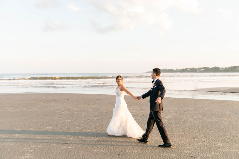 2022June17th-wedding-newport-beach-house-rhode-island-kimlynphotography1135